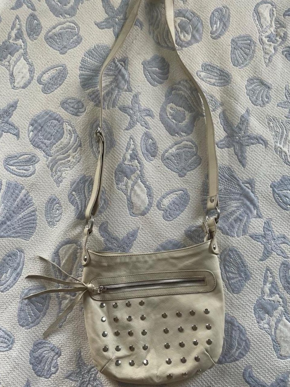 Vintage Maurizio Tatuti made in Italy, studded cream shoulder bag with leopard